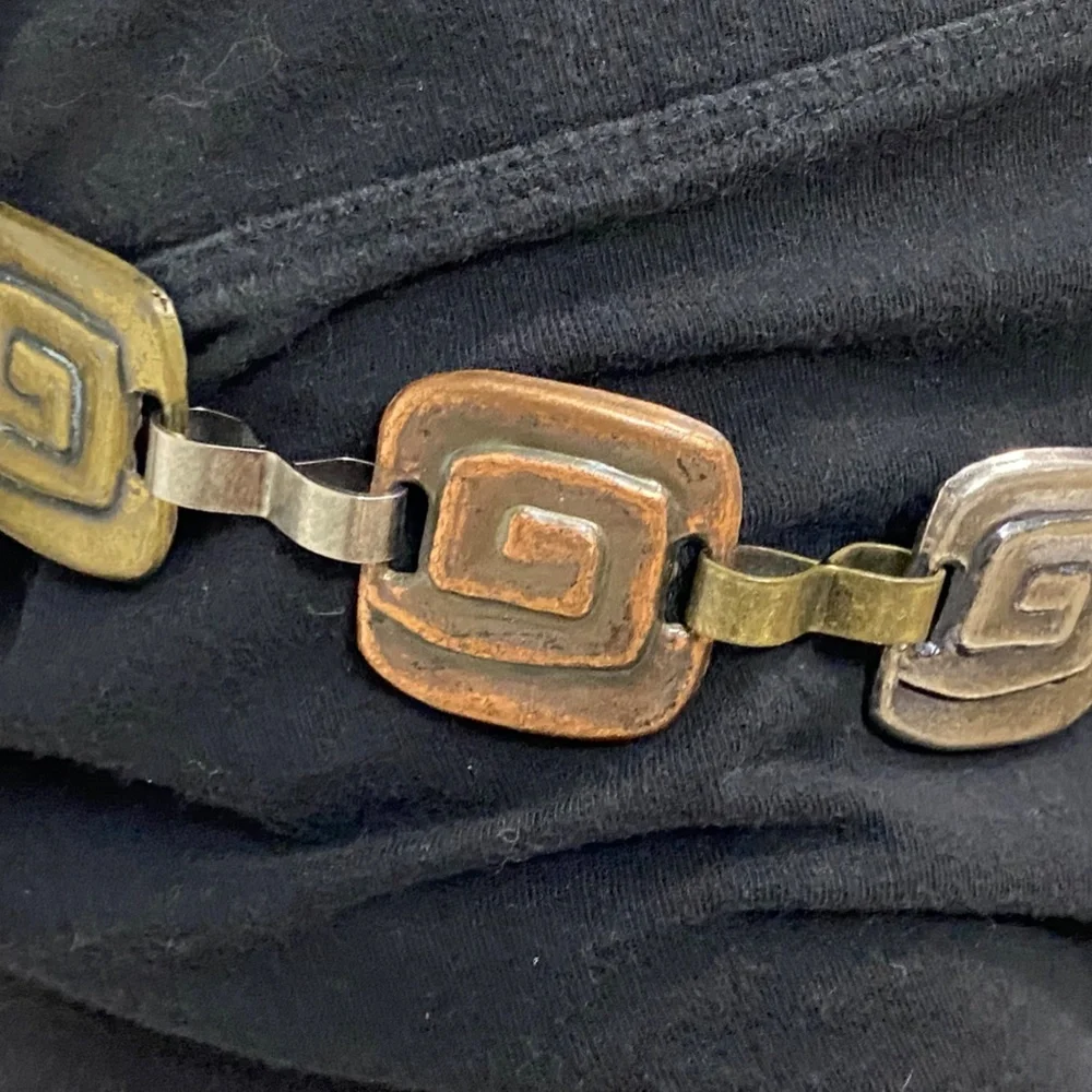 Tri-Color Metal Belt